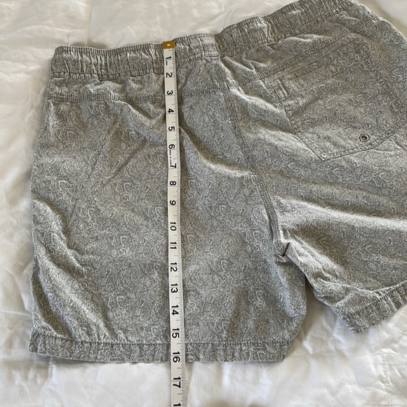 Cotton On Garments Beach Shorts Size L - Picture 6 of 8